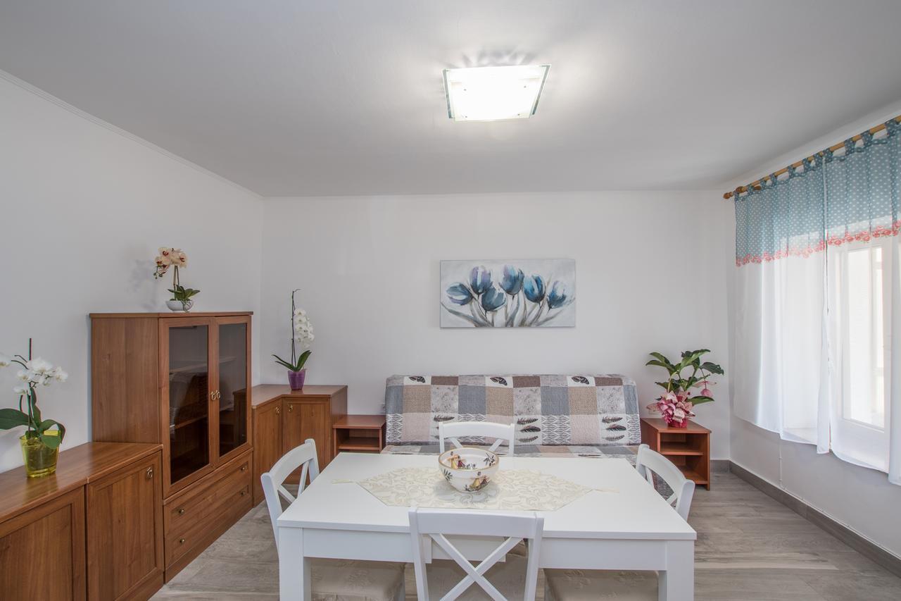 Apartmenst Saban 1709 Murine Exterior photo